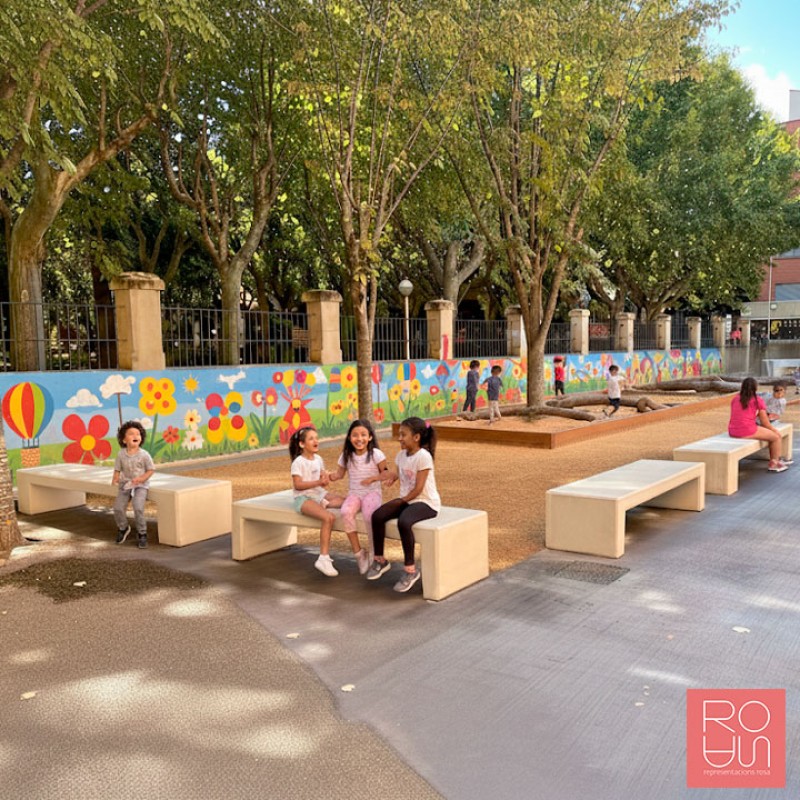 Banc urbà de formigó Amposta